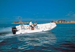 photo essai bateau pneumatique : King 670 Exclusive Nuova Jolly