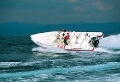 photo essai bateau pneumatique : Clubman 26 Joker Boat