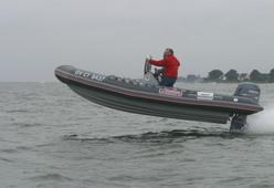 photo essai bateau pneumatique : Fast 620 Narwhal