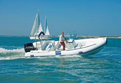 photo essai bateau pneumatique : 205 WRT Northstar