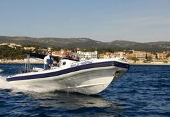 photo essai bateau pneumatique : DORADO 8.7 Cabine Dorado (Nautica Cab)