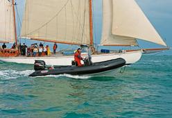 photo essai bateau pneumatique : Black Marlin 6,40 Zeppelin