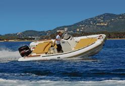 photo essai bateau pneumatique : 23’ BWA