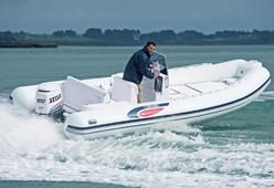 photo essai bateau pneumatique : D 570 Selva