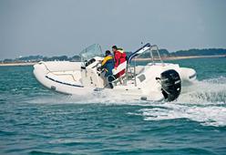 photo essai bateau pneumatique : 225 WRT Northstar
