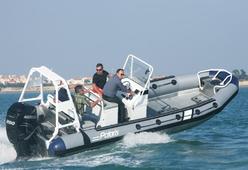 photo essai bateau pneumatique : 3.05 Tender Polaris