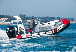 photo essai bateau pneumatique : 5,80 Contender Polaris
