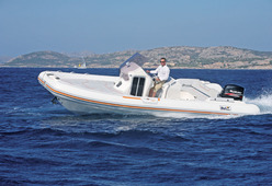 photo essai bateau pneumatique : HP REEF 80 BWA