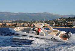 photo essai bateau pneumatique : 34' FB Marlin