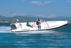 photo essai bateau pneumatique : Clubman 30 Joker Boat