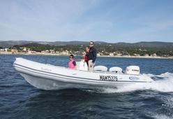 photo essai bateau pneumatique : Explorer SB 640 (2005) Bombard