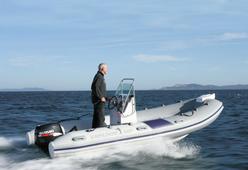 photo essai bateau pneumatique : 505 Espadon