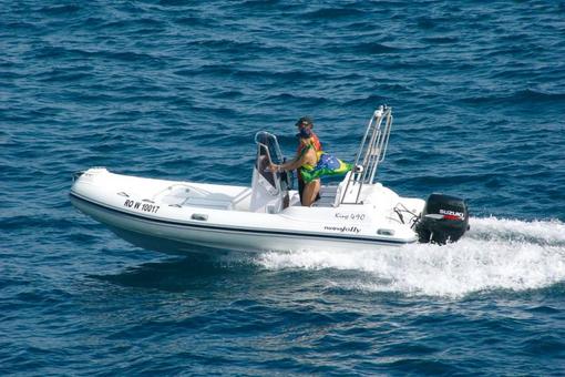 photo essai bateau pneumatique : King 490 Nuova Jolly