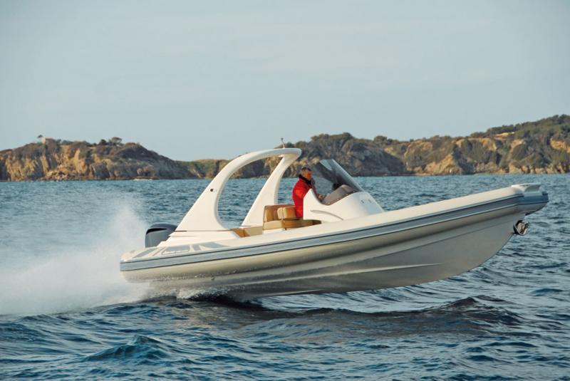 photo essai bateau pneumatique : Wide 750 Joker Boat
