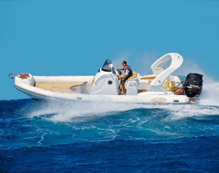 photo essai bateau pneumatique : Prince 28 WA Nuova Jolly
