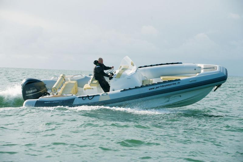 photo essai bateau pneumatique : 265 Sea Hawk
