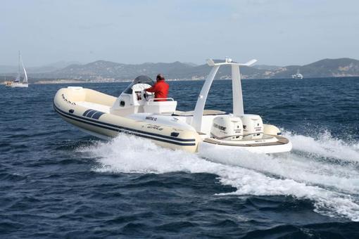 photo essai bateau pneumatique : Elite 100 Mar.sea