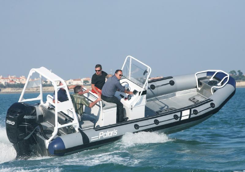 photo essai bateau pneumatique :  Tender 10 (3.05) Polaris