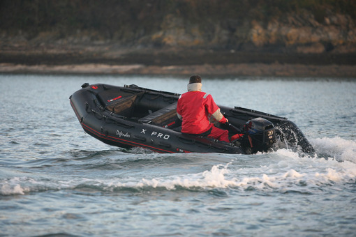 photo essai bateau pneumatique : 420 X PRO Alu 3D Tender 