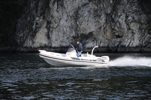 photo essai bateau pneumatique : Wide 520 Joker Boat