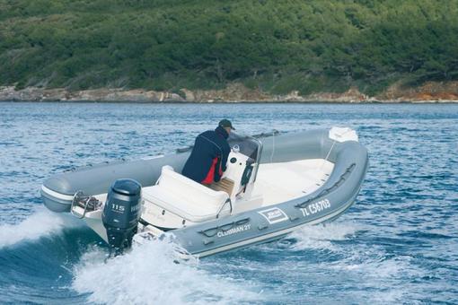 photo essai bateau pneumatique : Clubman 21 Joker Boat