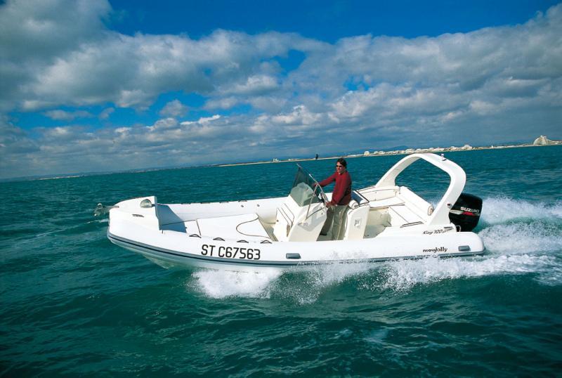 photo essai bateau pneumatique : King 720 Extreme Nuova Jolly