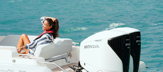 photo essai moteur bateau pneumatique : Nouveautés 2026 HONDA