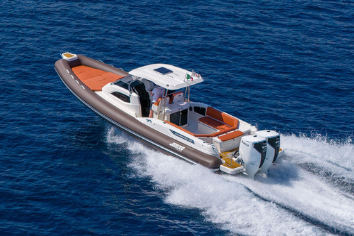 photo essai bateau pneumatique : Clubman 35 (2025) Joker Boat