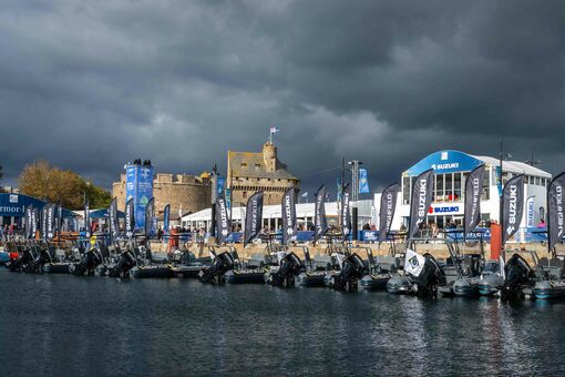 photo essai bateau pneumatique : / HIGHFIELD – ROUTE DU RHUM 2026 SUZUKI